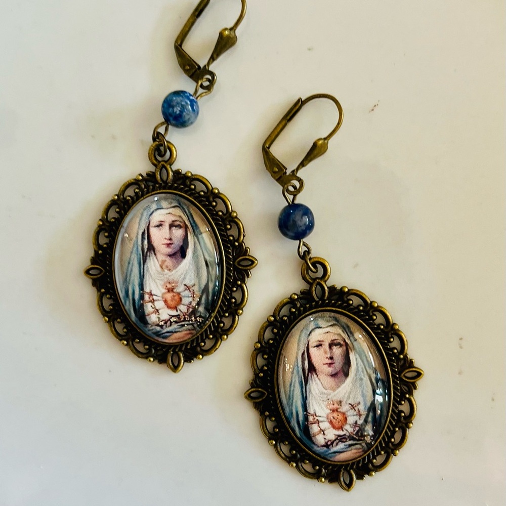 Our Lady of Sorrows/Mary Vintage Gray Pearl Earrings/Our Lady of Sorrows